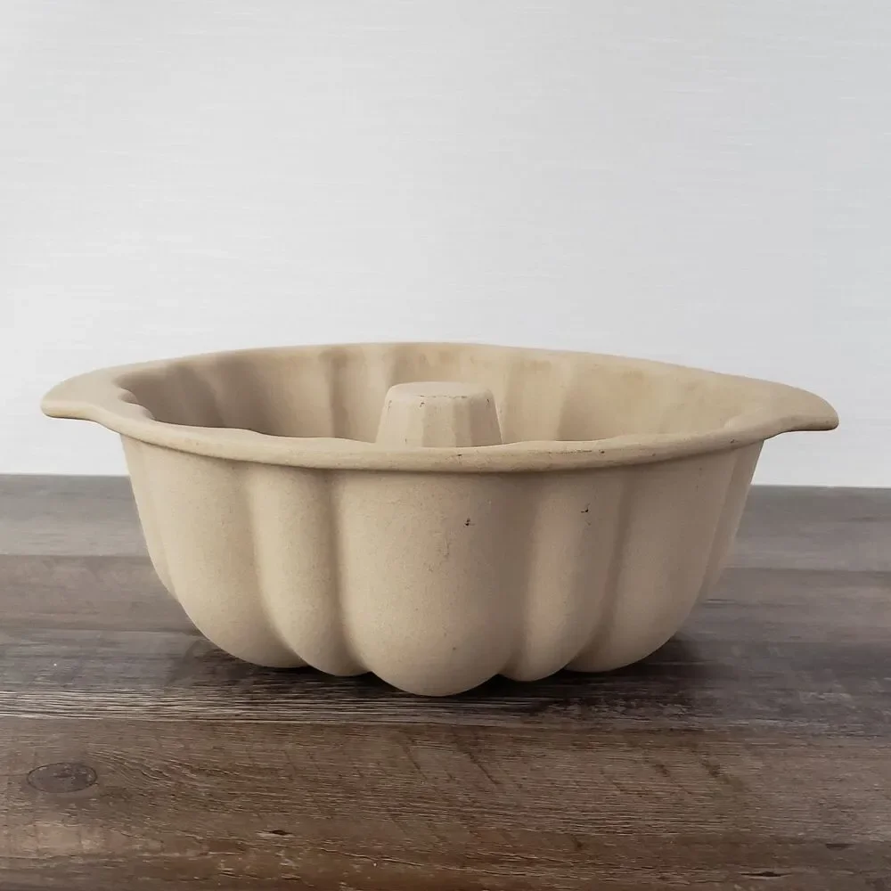 Pampered Chef Stoneware 10